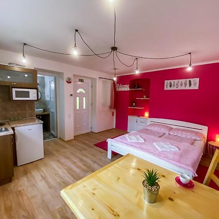 Julia Apartman Pacir Bagian luar foto